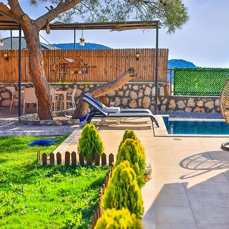 Gasthuis Serene Retreat With Private Pool In Ka, Trkiye