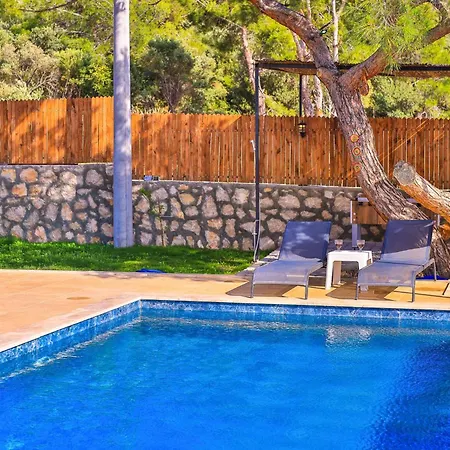 Serene Retreat With Private Pool In Ka, Trkiye Gasthuis