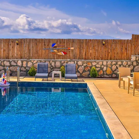 Serene Retreat With Private Pool In Ka, Trkiye Gasthuis 4*